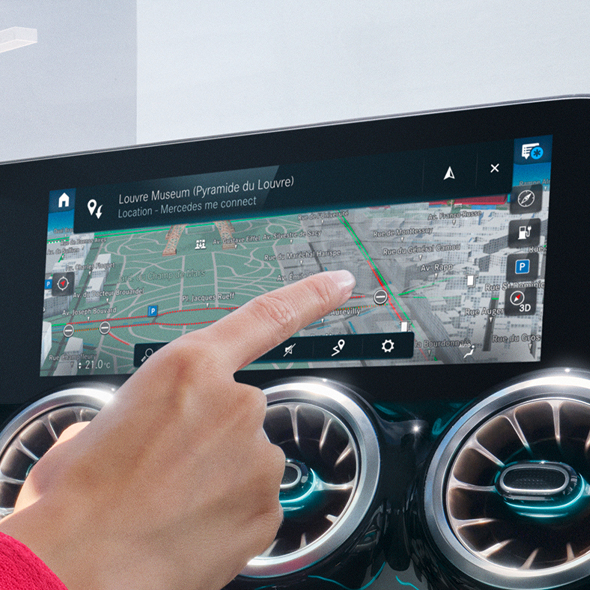 Global Search | Standard Equipment | Mercedes-Benz The Global Search as part of the Standard Equipment of the Digital Extras of Mercedes-Benz.