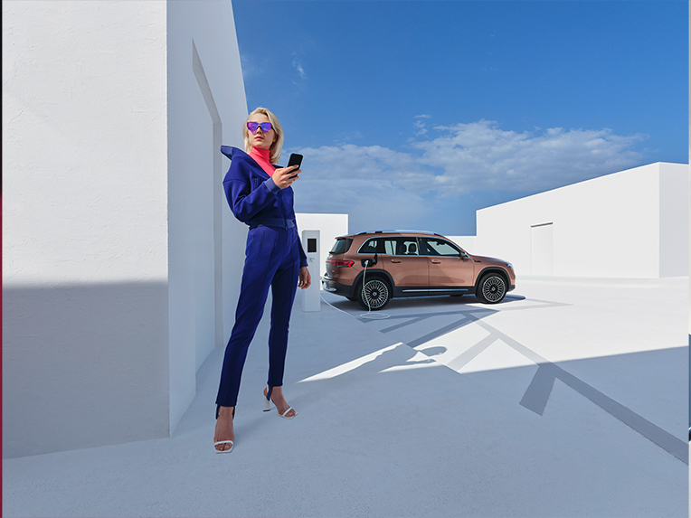 Ứng dụng Mercedes-Benz | Tính năng bổ sung kỹ thuật số | Mercedes-Benz Kết nối tốt nhất với xe Mercedes-Benz của bạn: Ứng dụng Mercedes-Benz.