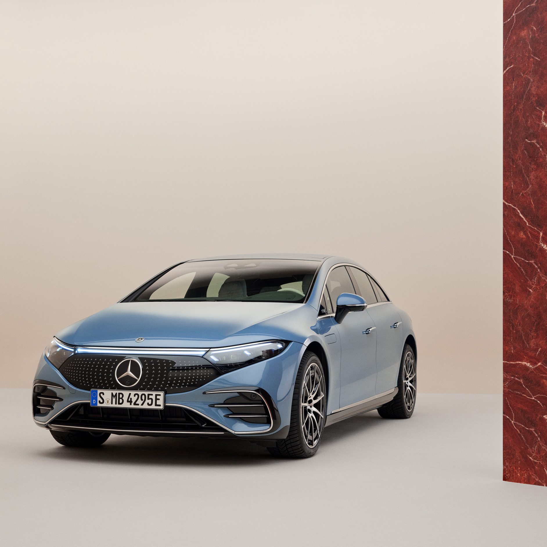 Aerodynamics | Electric car offers | Mercedes-Benz The Electric car offers by Mercedes-Benz.