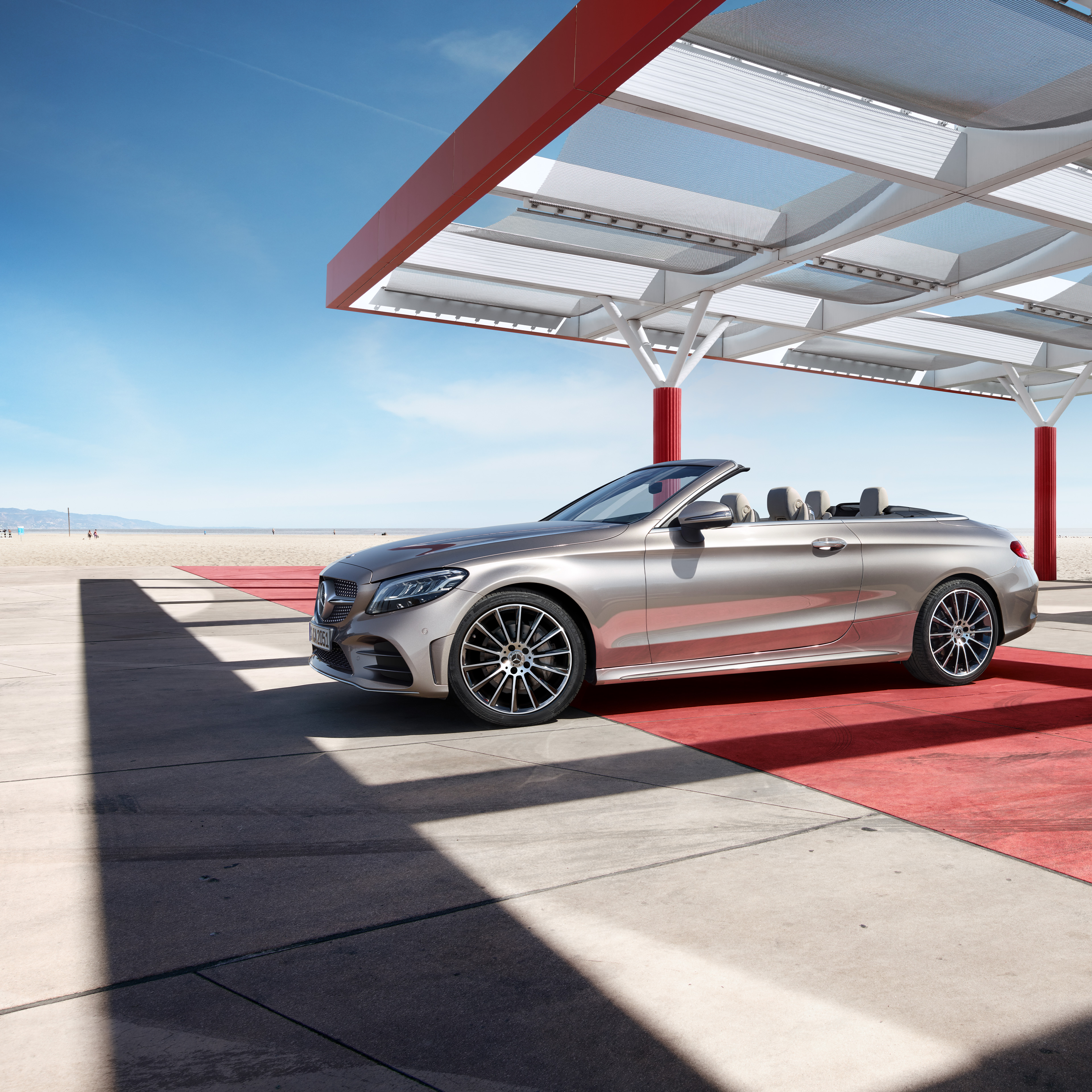 C-Class Cabriolet | Mercedes-Benz Xe C-Class Cabriolet mui trần của Mercedes-Benz.