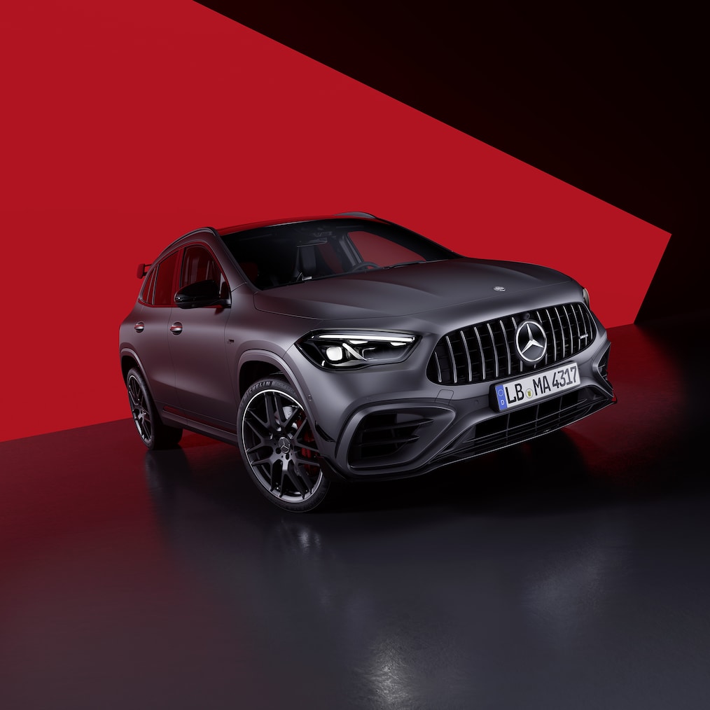 Front side view of a Mercedes-AMG GLA 45 S 4MATIC+.