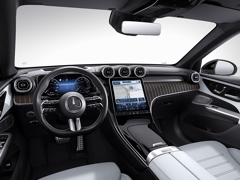 Nội thất xe GLC SUV mới của Mercedes-Benz với dòng trang thiết bị AMG Line.
