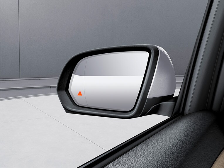 The Mirror Package increases comfort and safety both while travelling and parking the vehicle, as well as when leaving the vehicle.