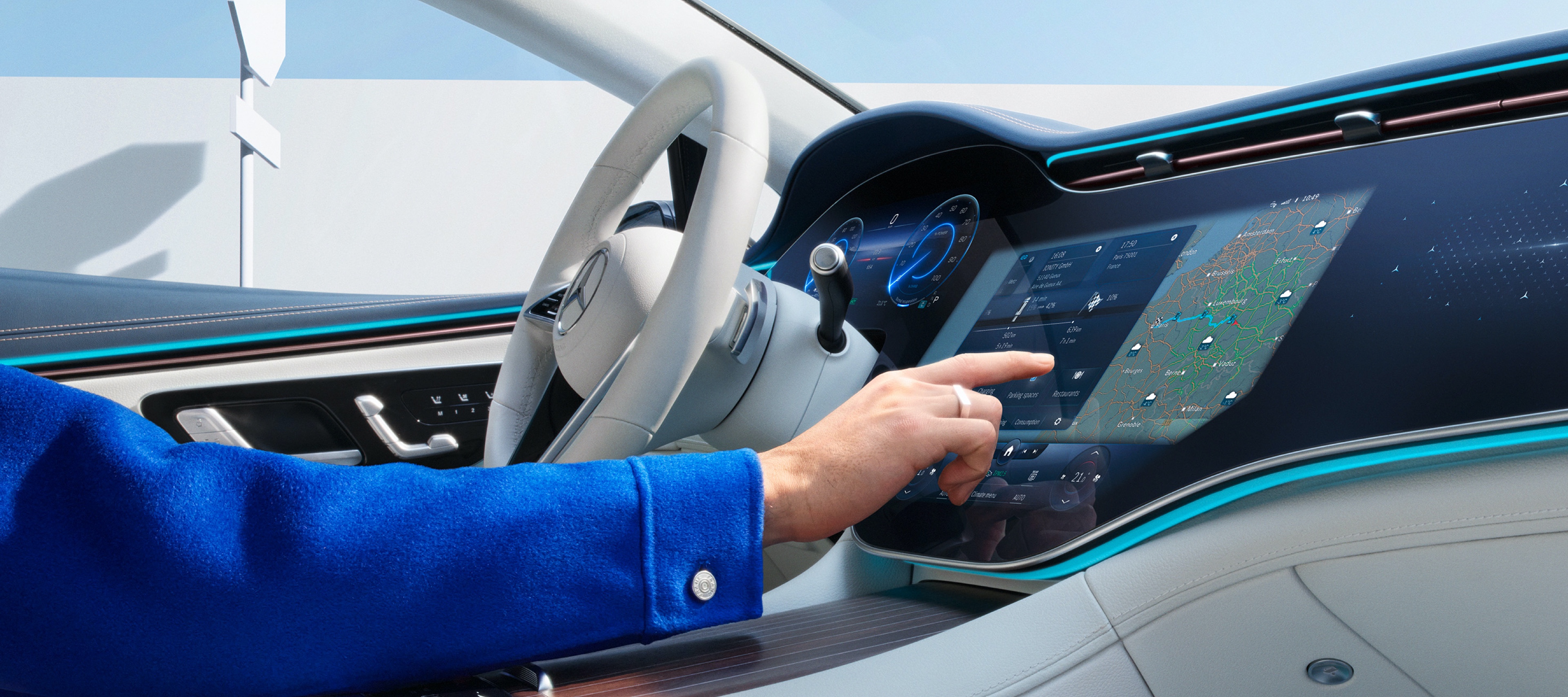 Định vị và dẫn đường | Mercedes-Benz Nhờ tính năng bổ sung kỹ thuật số “Bản đồ thời tiết”, thời tiết tại điểm đến được hiển thị trên màn hình MBUX Hyperscreen.
