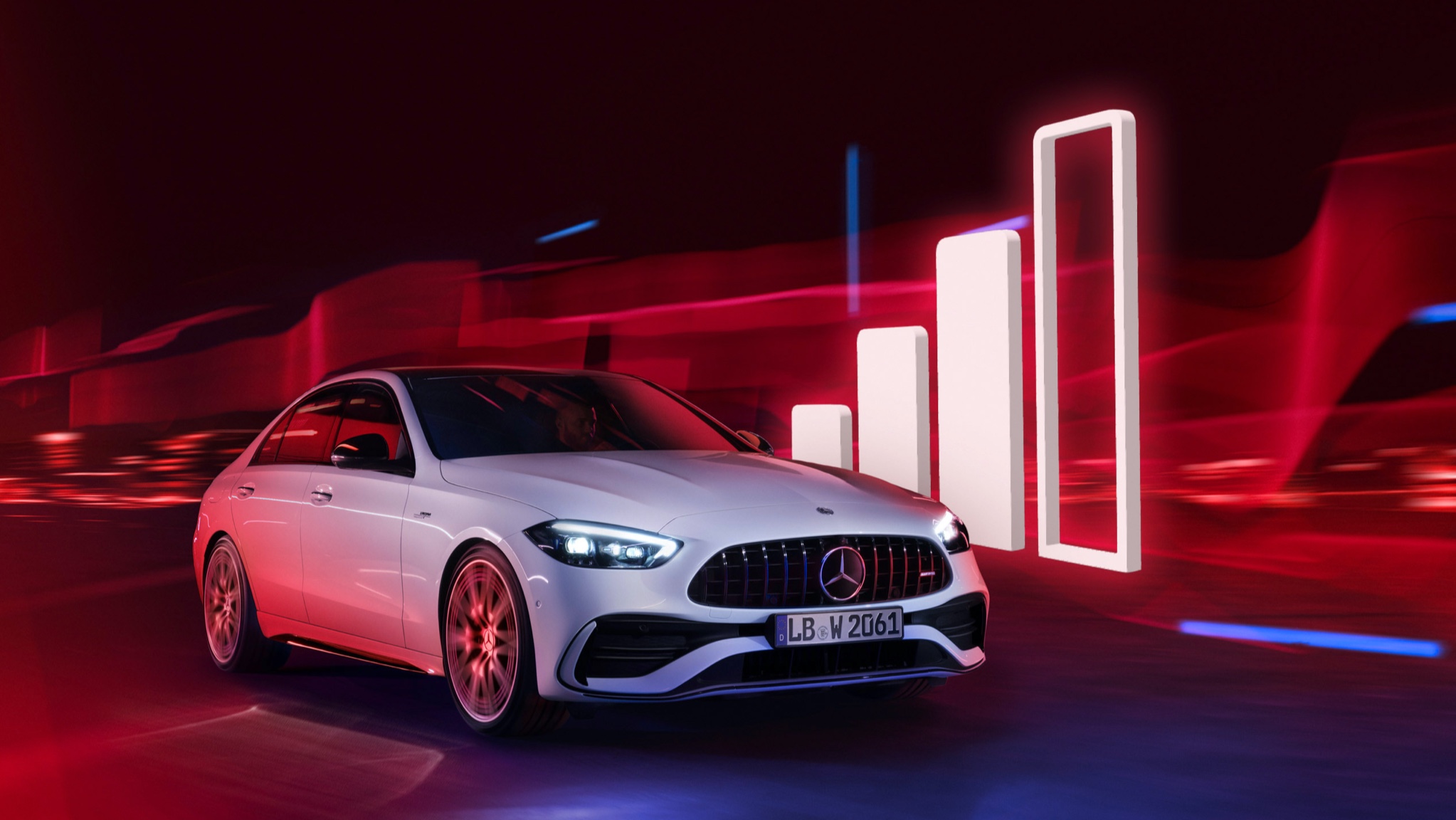 Dung lượng dữ liệu tiện nghi từ bên thứ ba | Giải trí | Mercedes-Benz Một chiếc Mercedes-Benz đang lái xe ngang qua hiển thị của các vạch thu sóng.