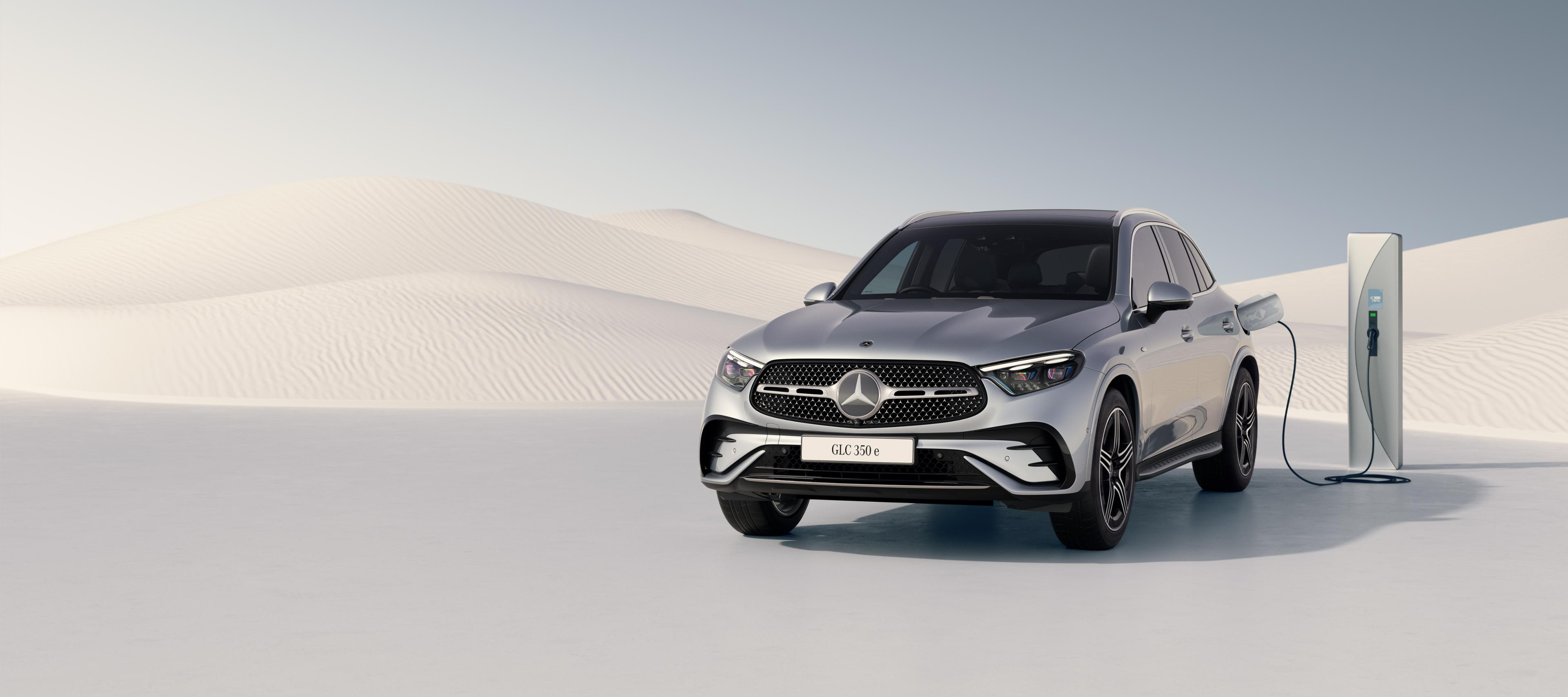 GLC 350 e 4MATIC | Mercedes-Benz For the first time in Vietnam, the GLC is available with plug-in hybrid technology, offering greater flexibility for everyday driving while bringing together the comfort, technology and refined performance that define the GLC.