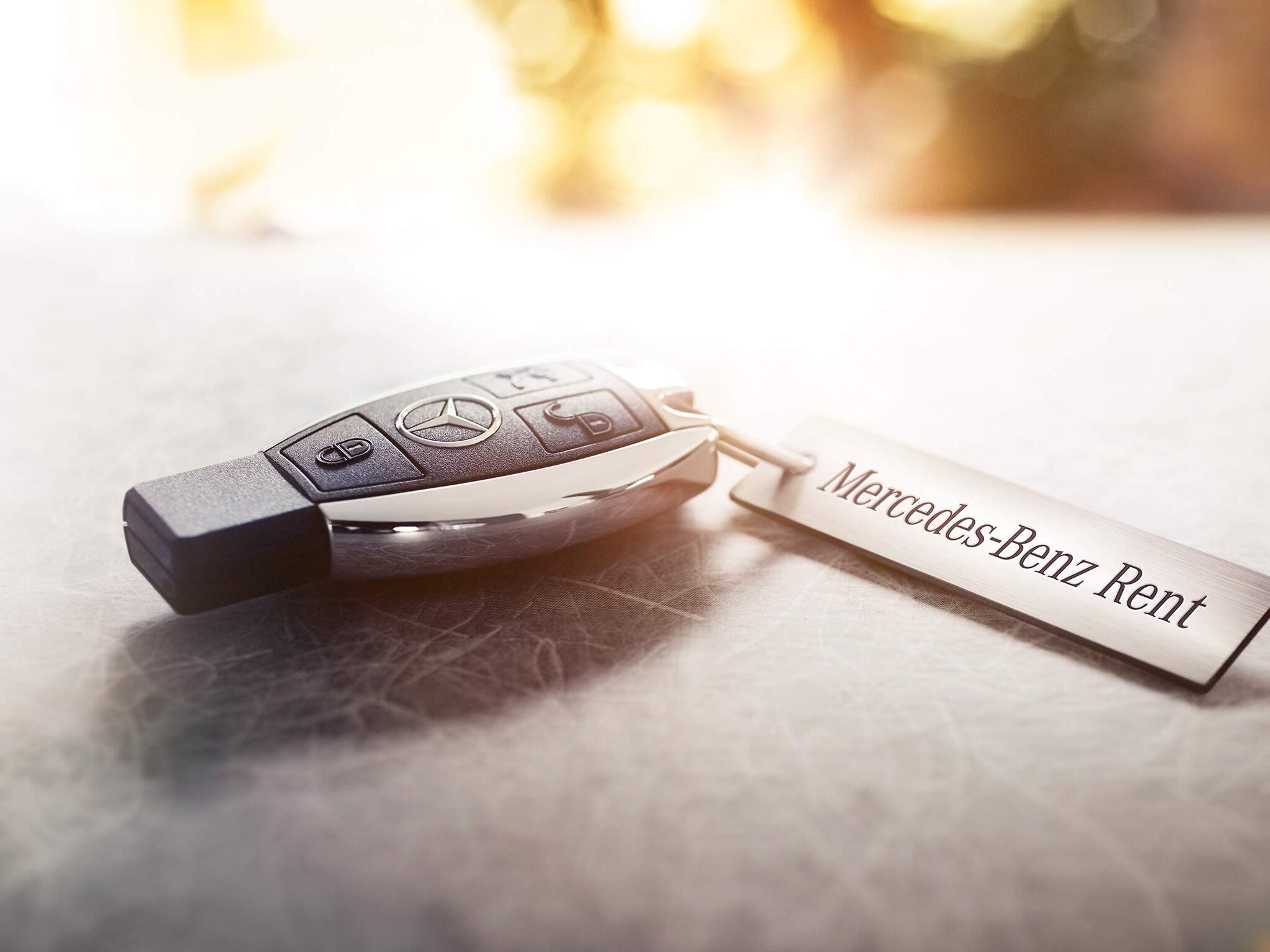 Hình ảnh chìa khóa xe Mercedes-Benz