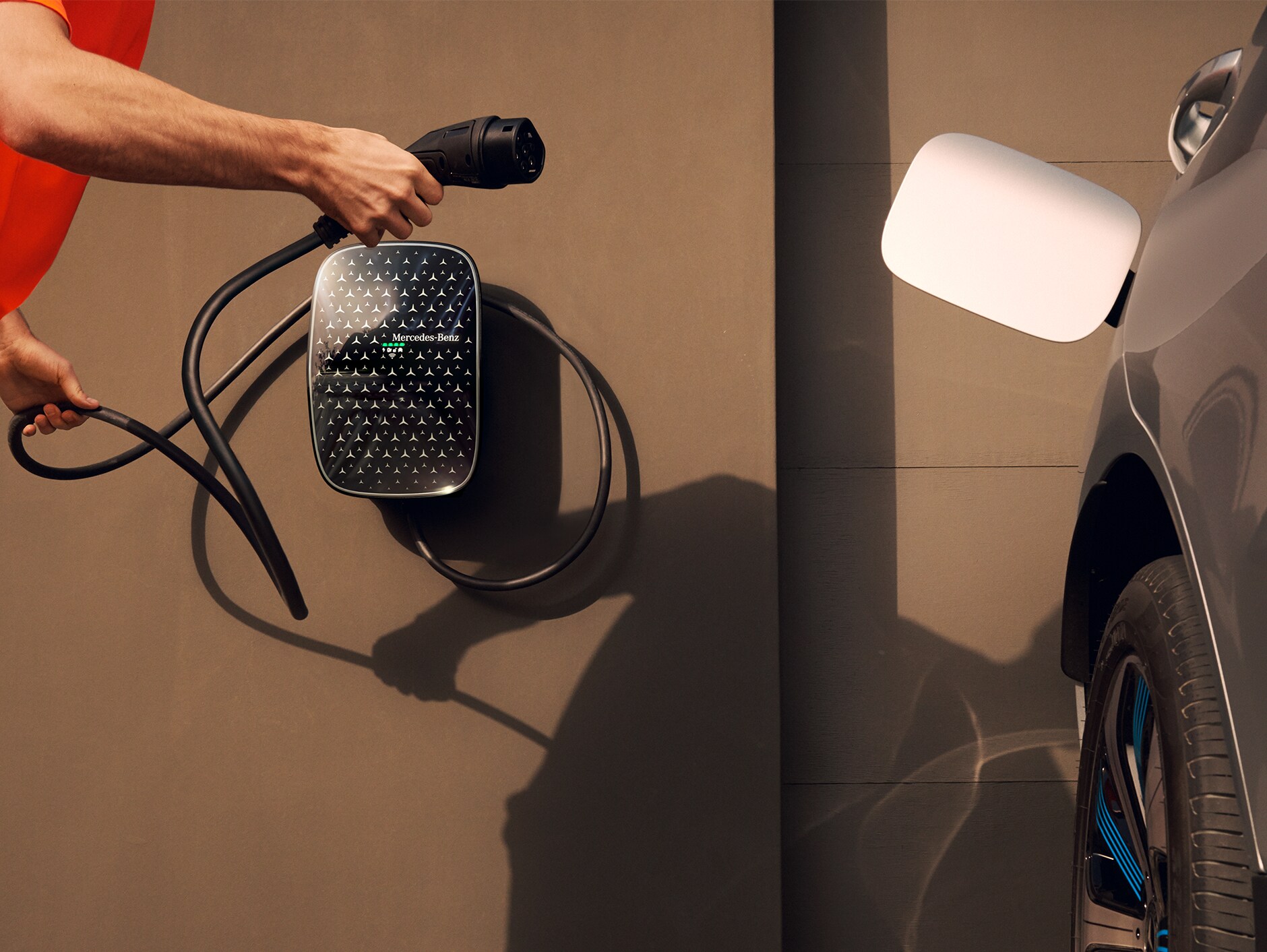 Charging at home with the Mercedes Benz Wallbox