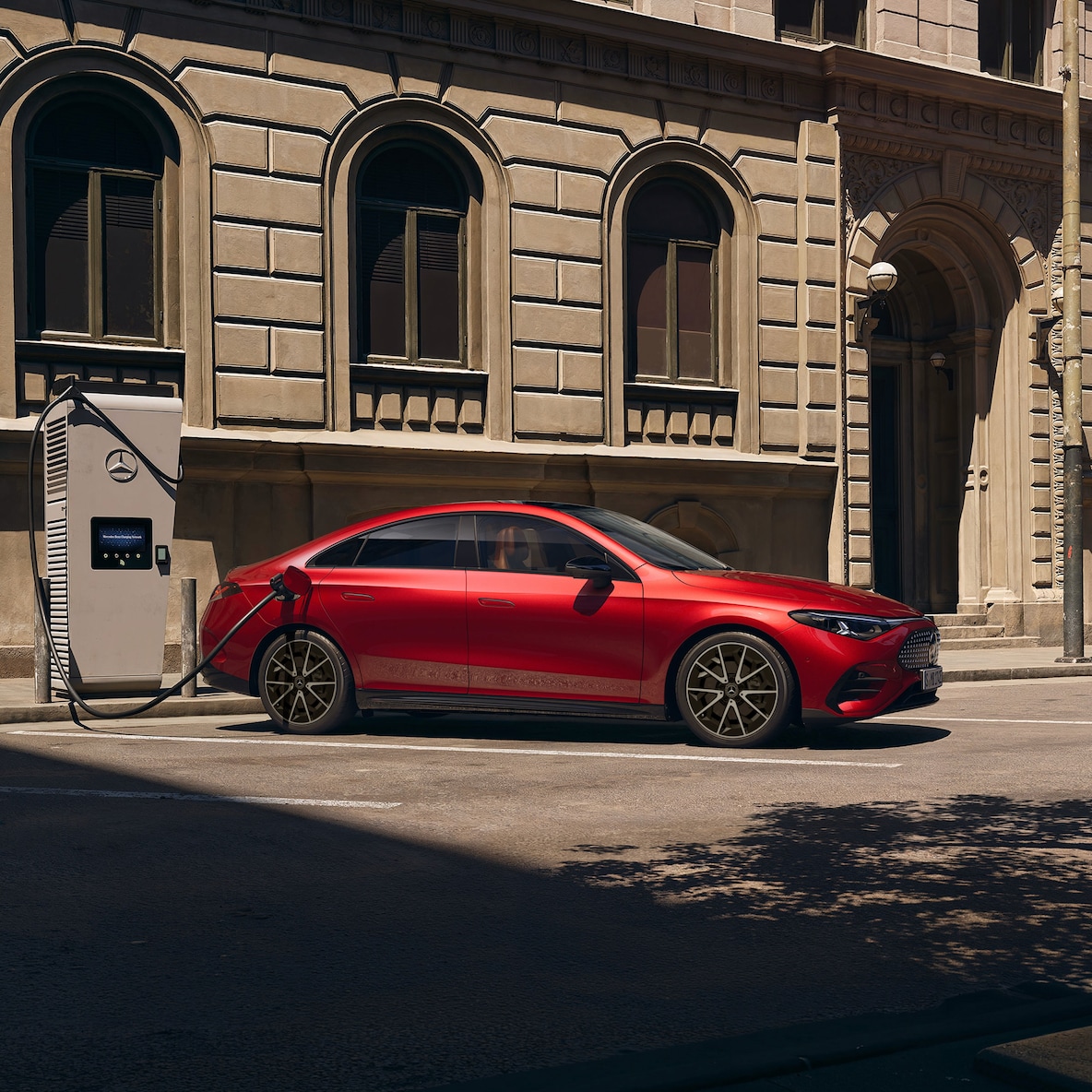CLA 200 Electric charging