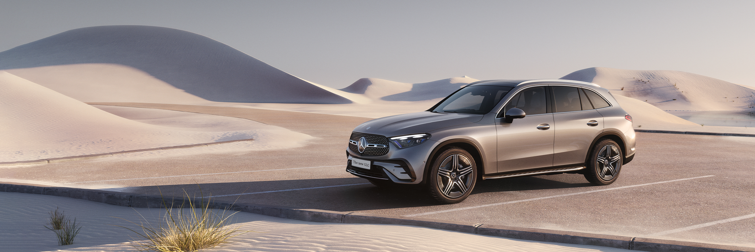 GLC SUV X254 | Mercedes-Benz Angled front view of the all-new Mercedes-Benz GLC SUV X254.